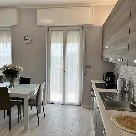 Residenza Al Sogno - On Lake Garda Cavaion Veronese Exterior photo