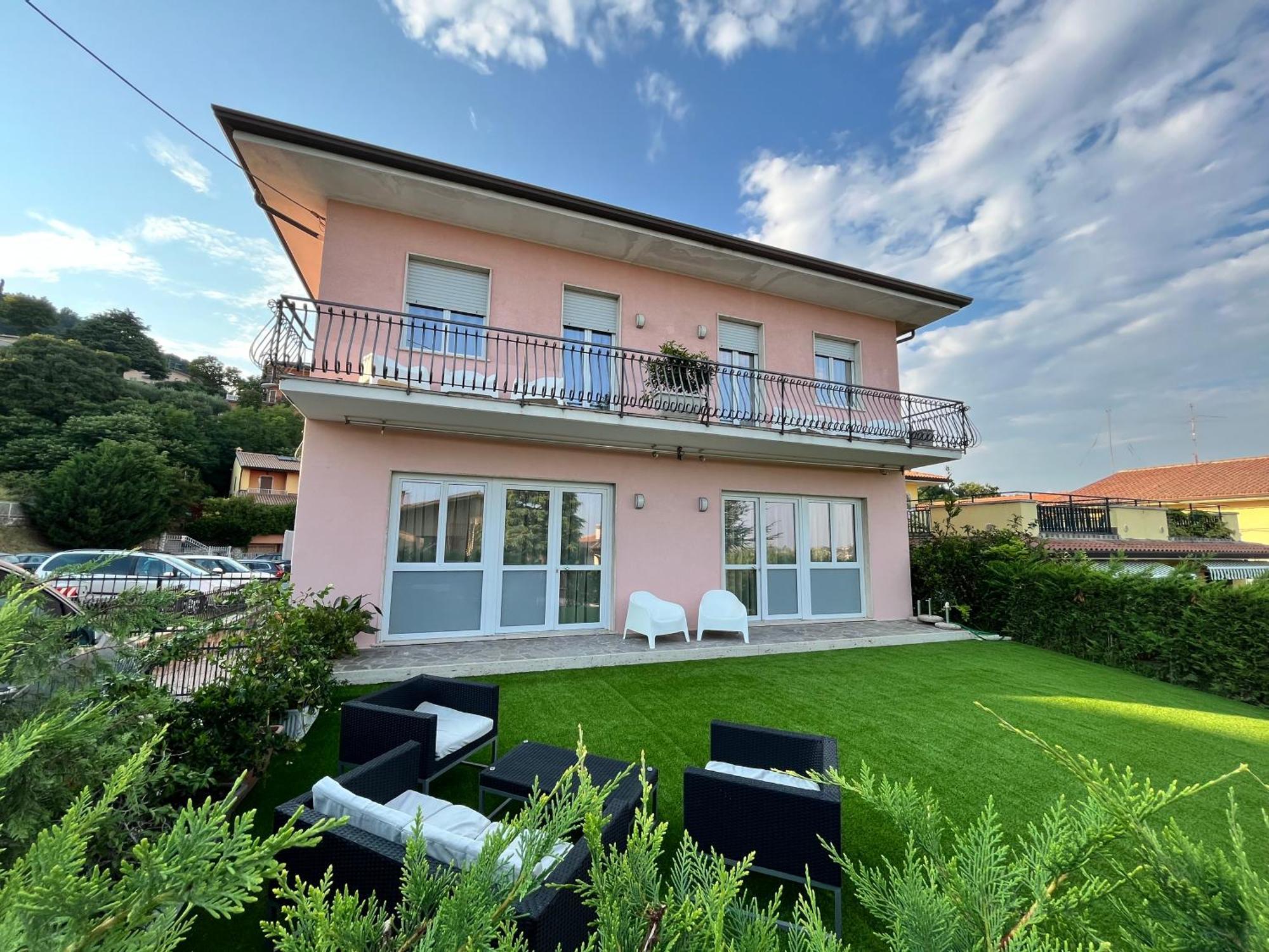 Residenza Al Sogno - On Garda Apartment *